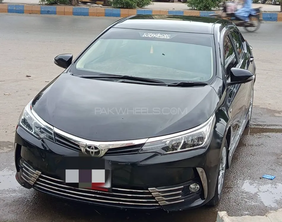 Toyota Corolla 2020 for Sale in Karachi Image-1