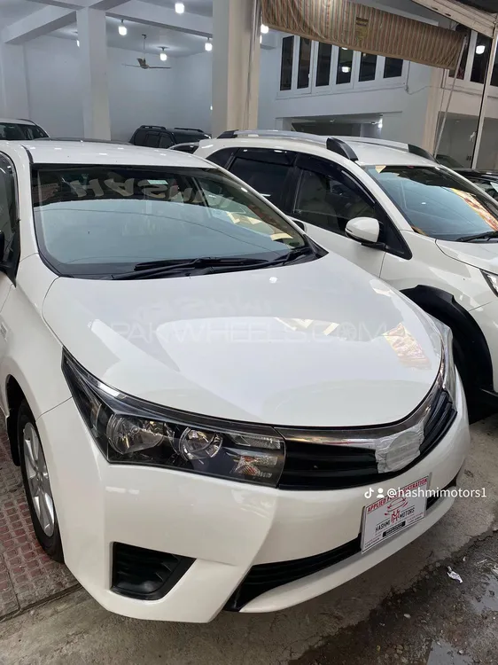Toyota Corolla 2017 for Sale in Multan Image-1