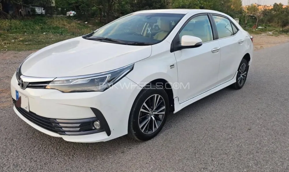 Toyota Corolla 2020 for Sale in Islamabad Image-1