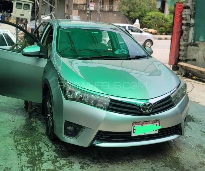 Toyota Corolla 2015 for Sale in Islamabad Image-1