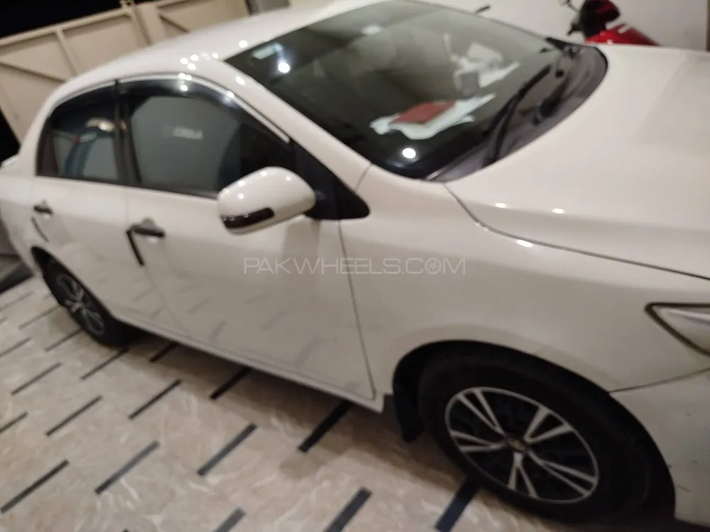 Toyota Corolla 2012 for Sale in Faisalabad Image-1