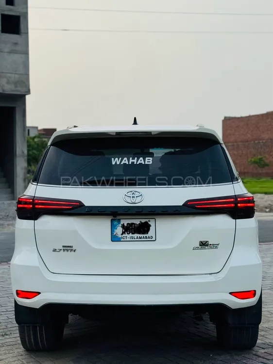 Toyota Fortuner 2017 for Sale in Faisalabad Image-1