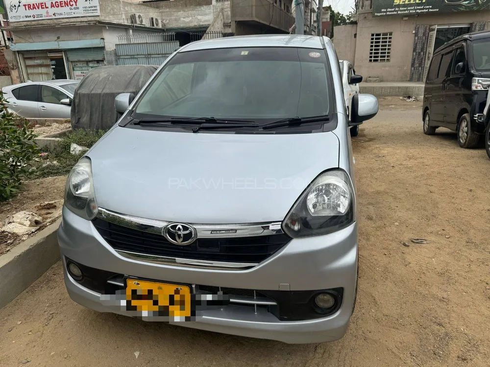 Toyota Pixis Epoch 2017 for Sale in Karachi Image-1