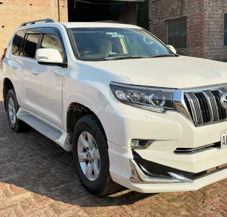 Toyota Prado 2021 for Sale in Lahore Image-1