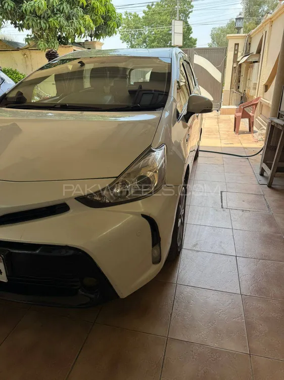 Toyota Prius 2017 for Sale in Multan Image-1