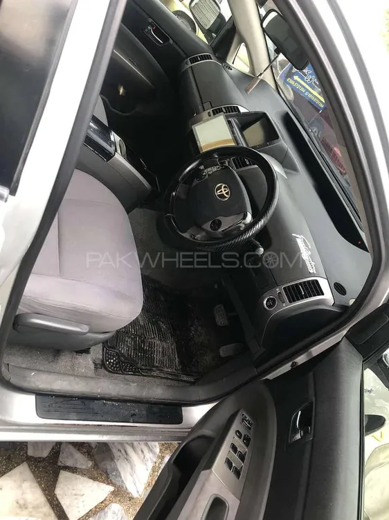 Toyota Prius 2007 for Sale in Mardan Image-1