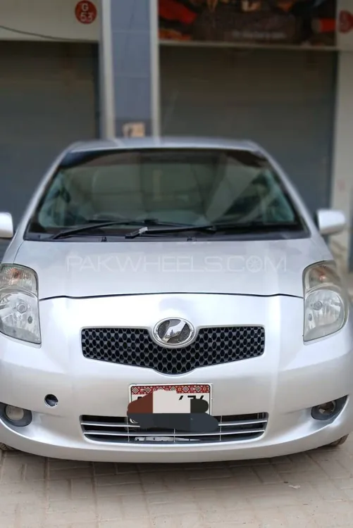 Toyota Vitz 2006 for Sale in Karachi Image-1