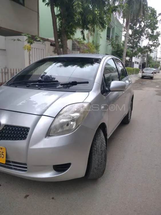 Toyota Vitz 2007 for Sale in Karachi Image-1