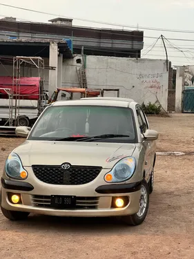 Toyota Duet 1999