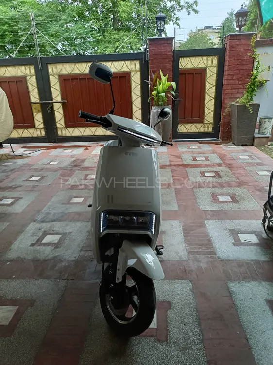 Evee C1 2024 for Sale Image-1