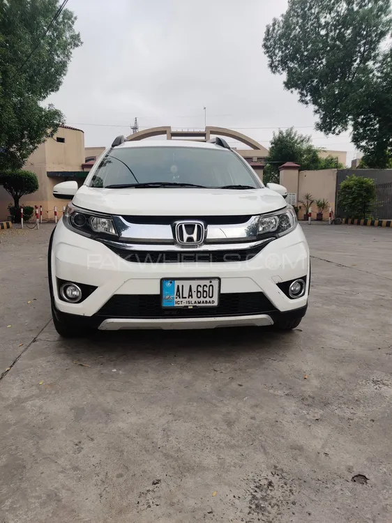 Honda BR-V 2018 for Sale in Lahore Image-1