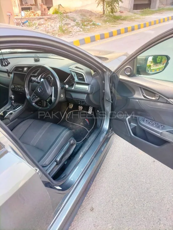 Honda Civic 2018 for Sale in Jhelum Image-1