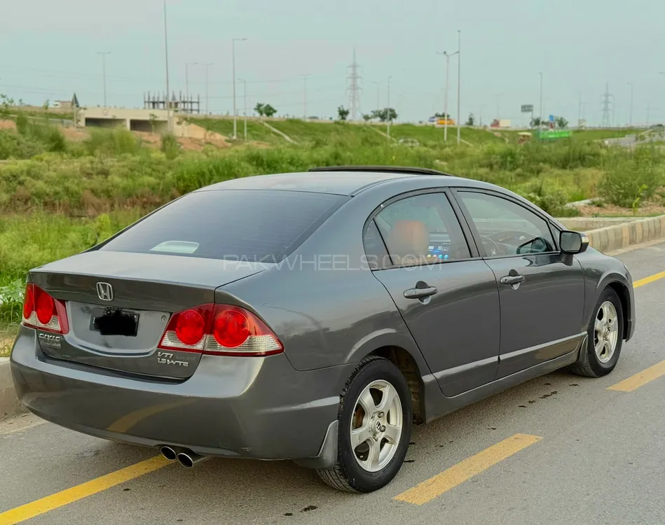 Honda Civic 2010 for Sale in Islamabad Image-1
