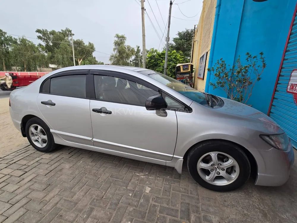 Honda Civic 2011 for Sale in Islamabad Image-1