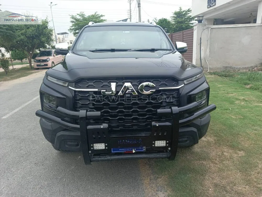 JAC T9 2025 for Sale in Multan Image-1