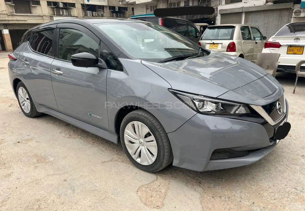 Nissan Leaf 2020 for Sale in Karachi Image-1