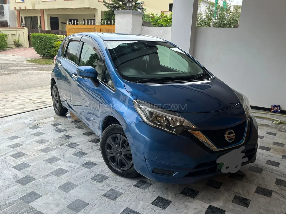 Nissan Note 2017 for Sale in Islamabad Image-1