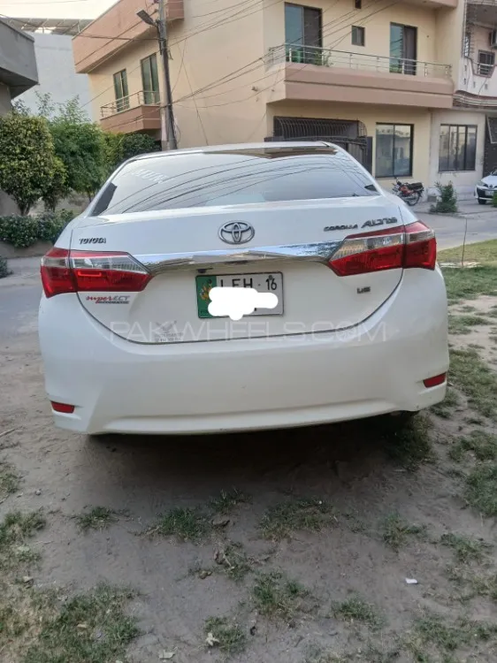 Toyota Corolla 2016 for Sale in Lahore Image-1