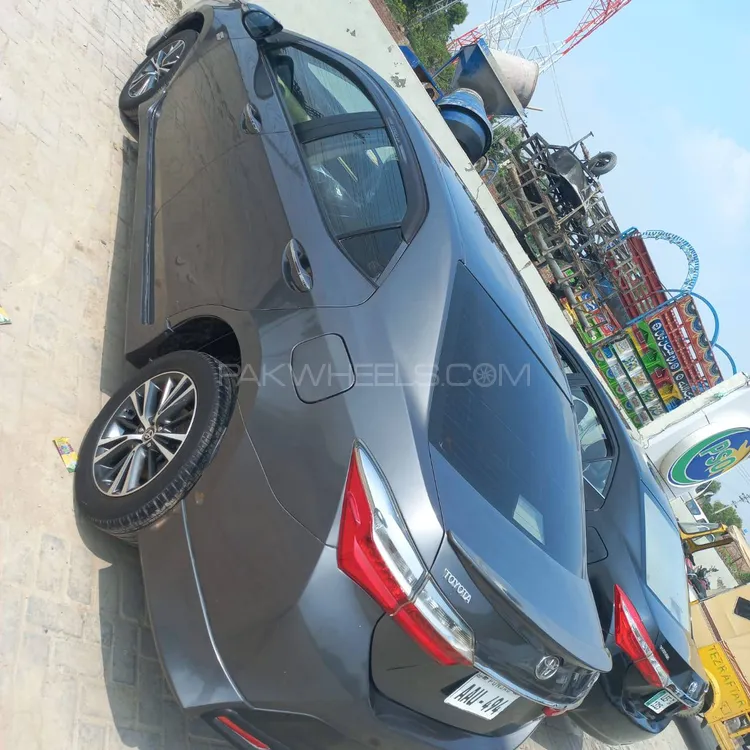 Toyota Corolla 2020 for Sale in Faisalabad Image-1