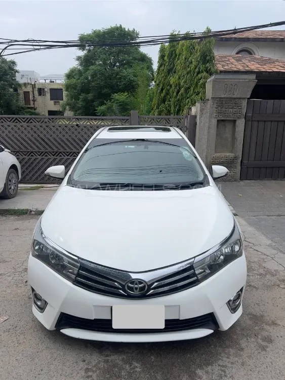 Toyota Corolla 2015 for Sale in Lahore Image-1