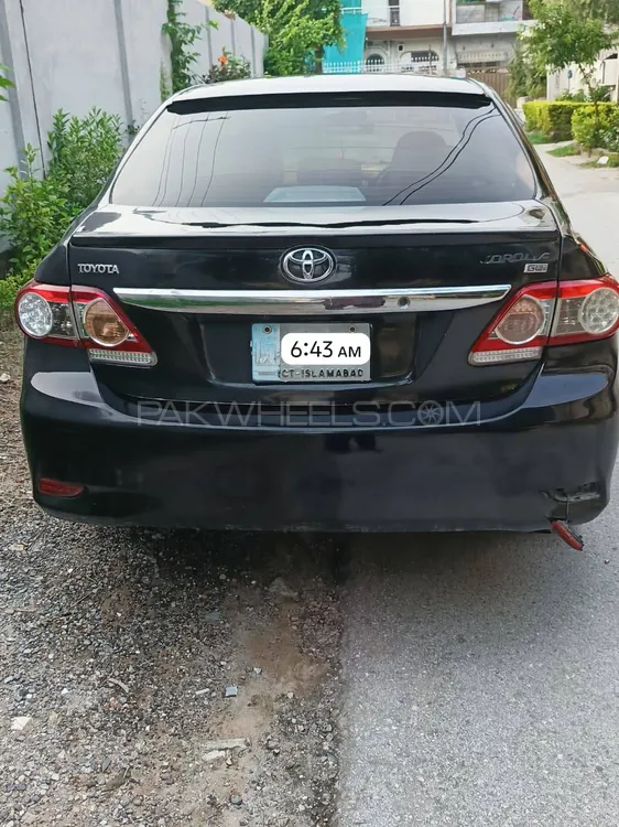 Toyota Corolla 2011 for Sale in Islamabad Image-1