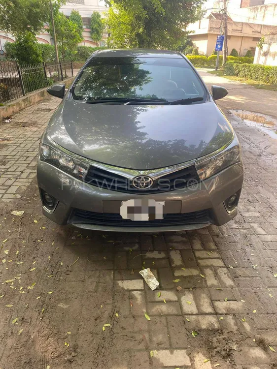 Toyota Corolla 2015 for Sale in Gujranwala Image-1