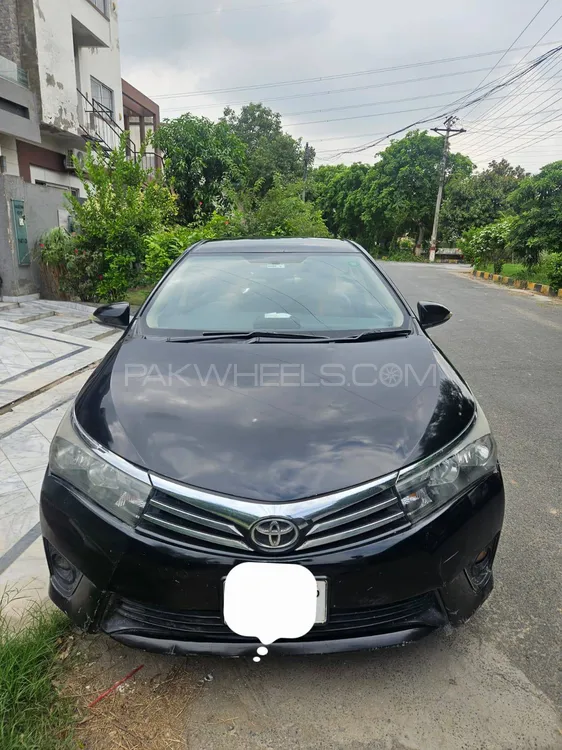 Toyota Corolla 2016 for Sale in Lahore Image-1