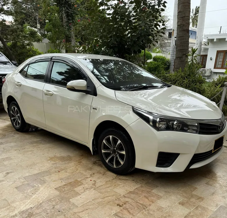 Toyota Corolla 2017 for Sale in Karachi Image-1