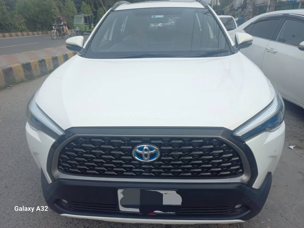 Toyota Corolla Cross 2024 for Sale in Lahore Image-1