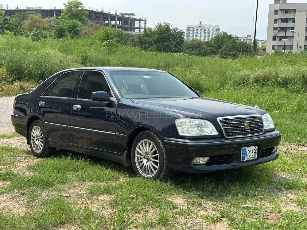Toyota Crown 2003 for Sale in Islamabad Image-1