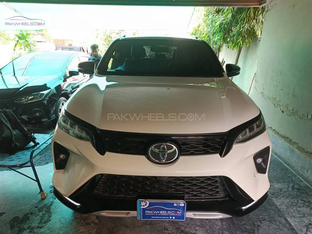 Toyota Fortuner 2022 for Sale in Lahore Image-1
