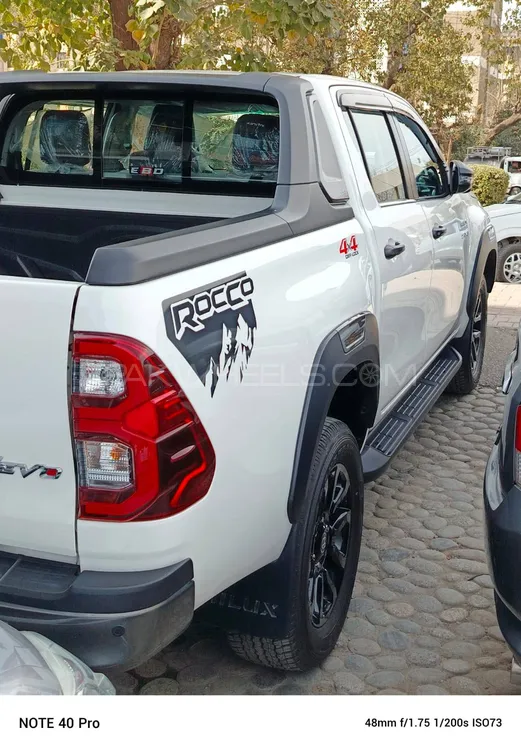 Toyota Hilux 2023 for Sale in Islamabad Image-1
