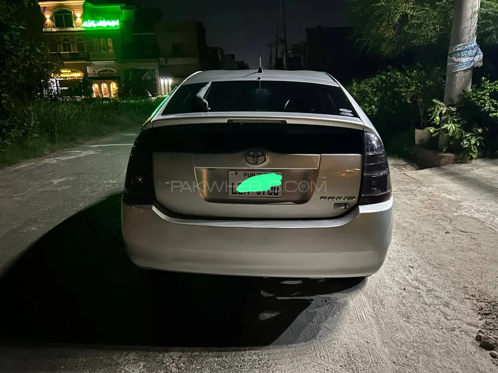 Toyota Prius 2010 for Sale in Faisalabad Image-1