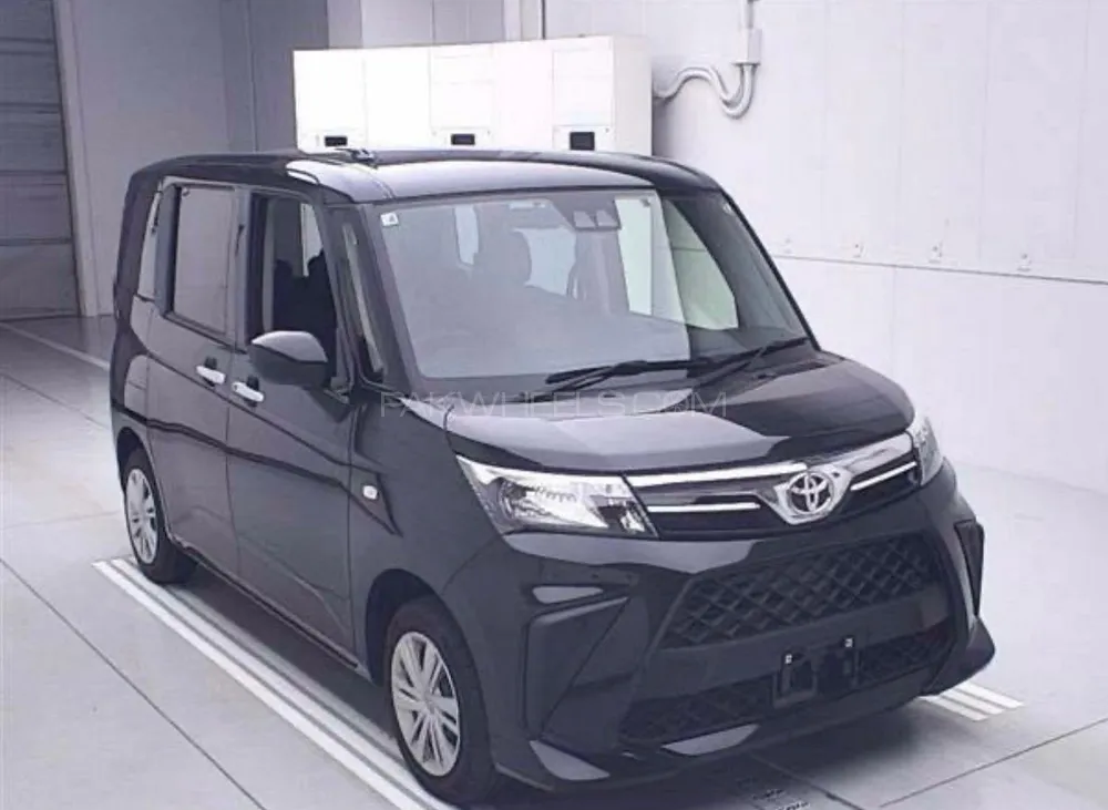 Toyota Roomy 2022 for Sale in Lahore Image-1