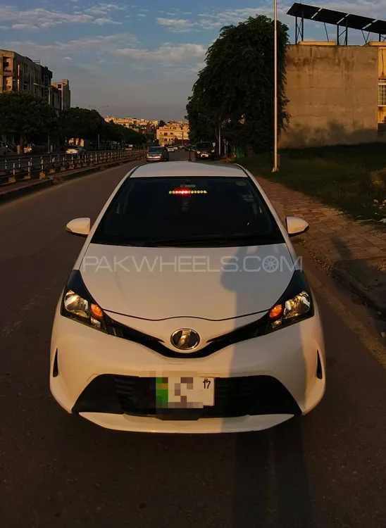 Toyota Vitz 2014 for Sale in Rawalpindi Image-1