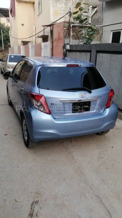 Toyota Vitz 2013 for Sale in Rawalpindi Image-1