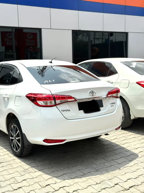 Toyota Yaris Sedan 2020 for Sale in Jhang Image-1