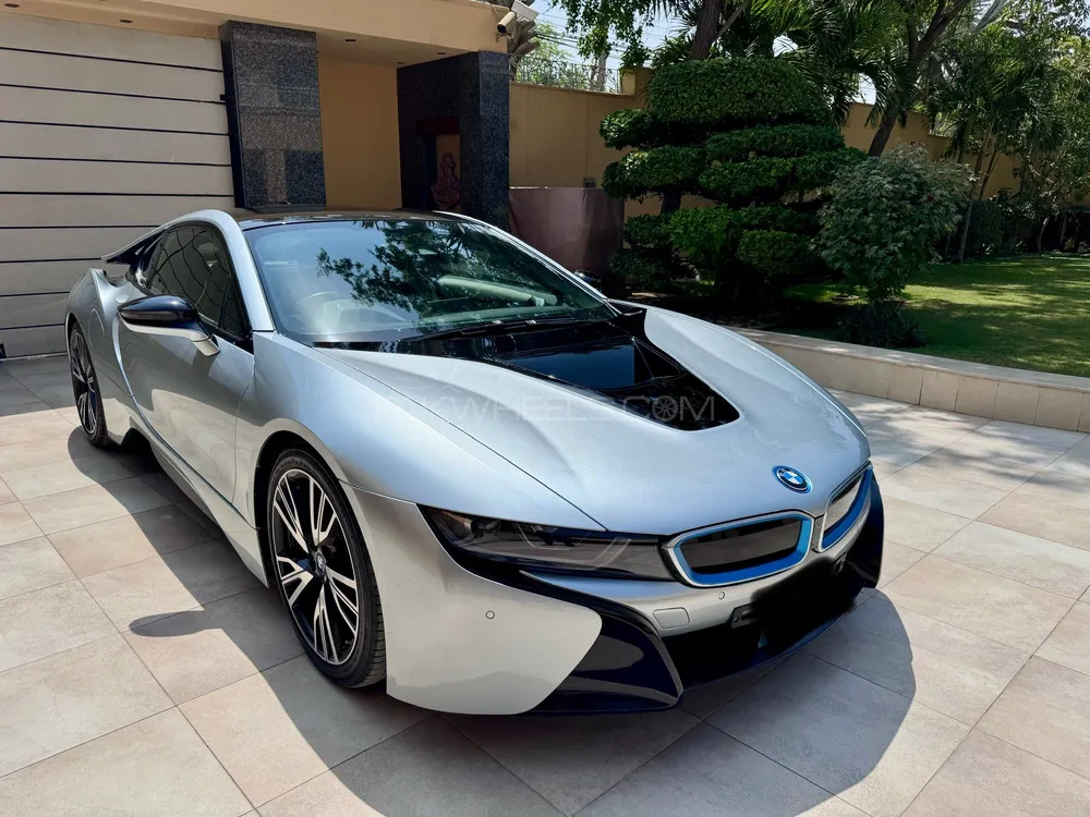 BMW i8 2014 for Sale in Karachi Image-1