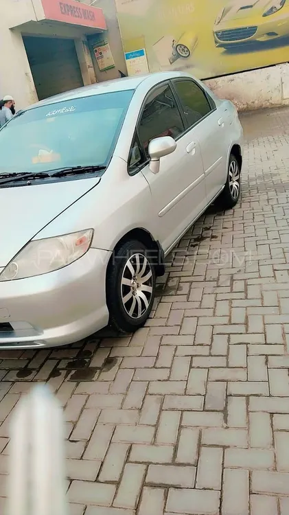 Honda City 2005 for Sale in Lahore Image-1