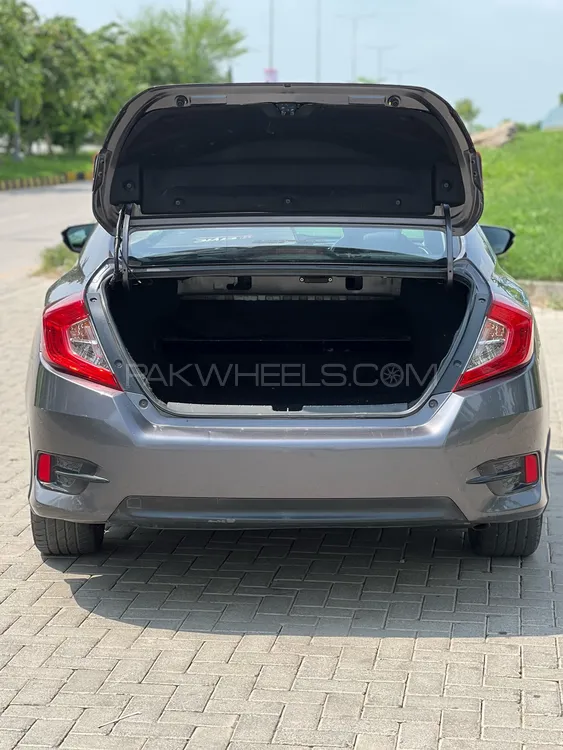 Honda Civic 2018 for Sale in Islamabad Honda Civic 2018 for Sale in Islamabad Image-11