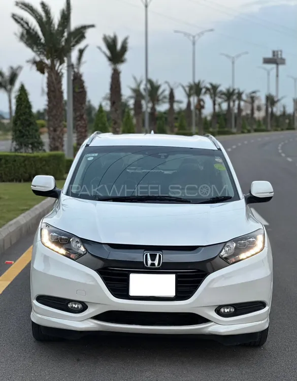 Honda Vezel 2014 for Sale in Islamabad Image-1