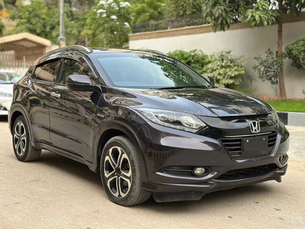 Honda Vezel 2014 for Sale in Karachi Image-1