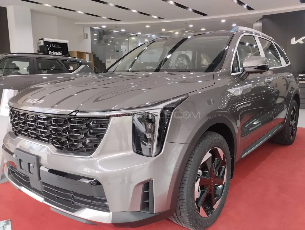 KIA Sorento 2025 for Sale in Lahore KIA Sorento 2025 for Sale in Lahore Image-2