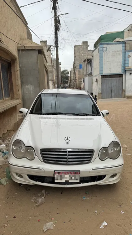 Mercedes Benz C Class 2005 for Sale in Karachi Image-1