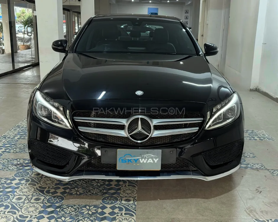 Mercedes Benz C Class 2017 for Sale in Karachi Image-1