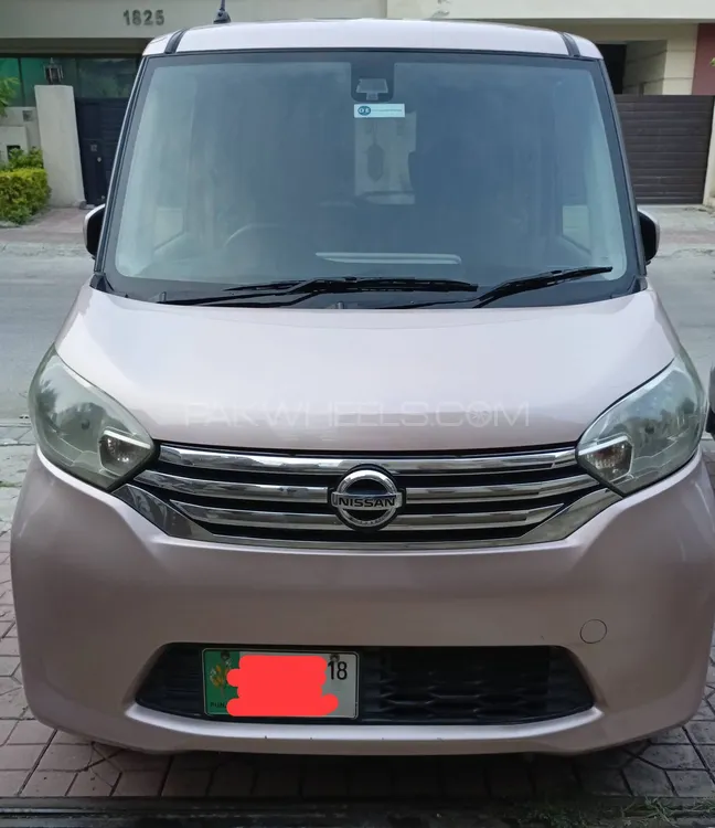 نسان Dayz Roox 2015 for Sale in اسلام آباد Image-1