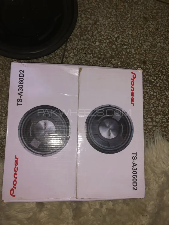 PIONEER 1500W SUBWOOFER Image-1