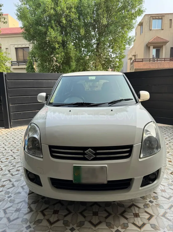 Suzuki Swift 2011 for Sale in Lahore Image-1