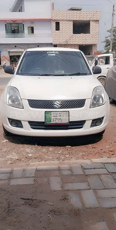 Suzuki Swift 2011 for Sale in Lahore Image-1