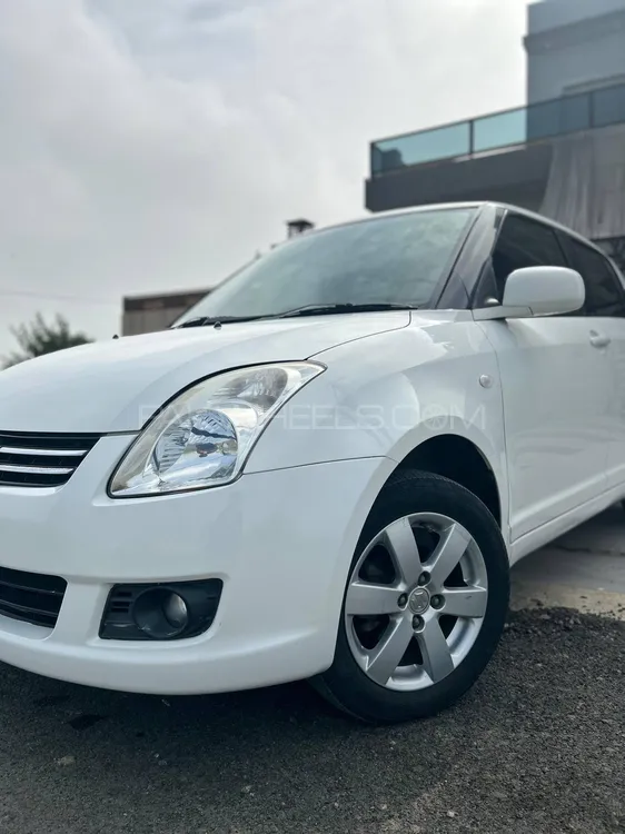 Suzuki Swift 2017 for Sale in Lahore Image-1